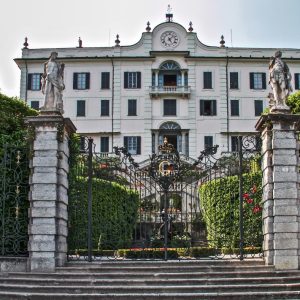 VILLA CARLOTTA_light